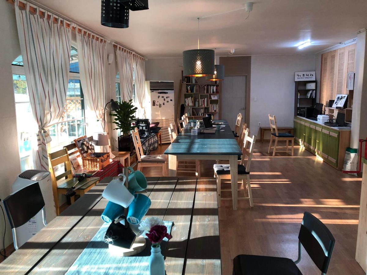 The Guesthouse DMZ Stay - Housity