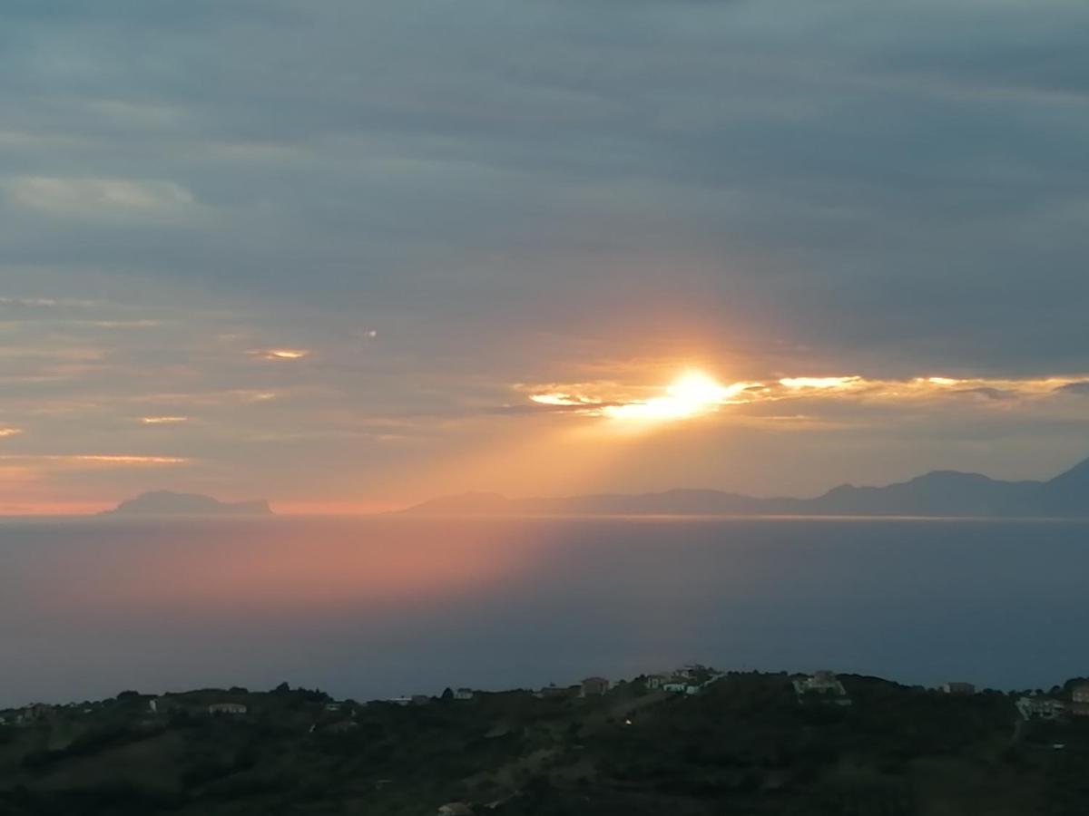 Suitetrails - Tramonto Su Capri