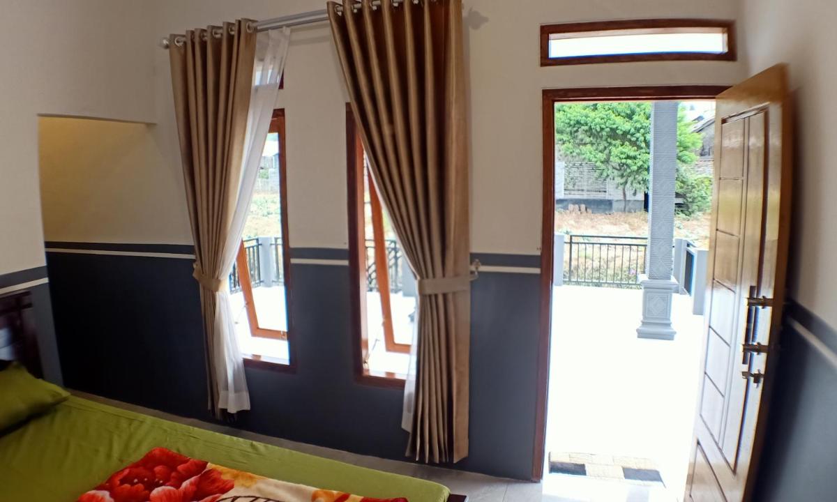 Homestay Anggun Bromo - Housity