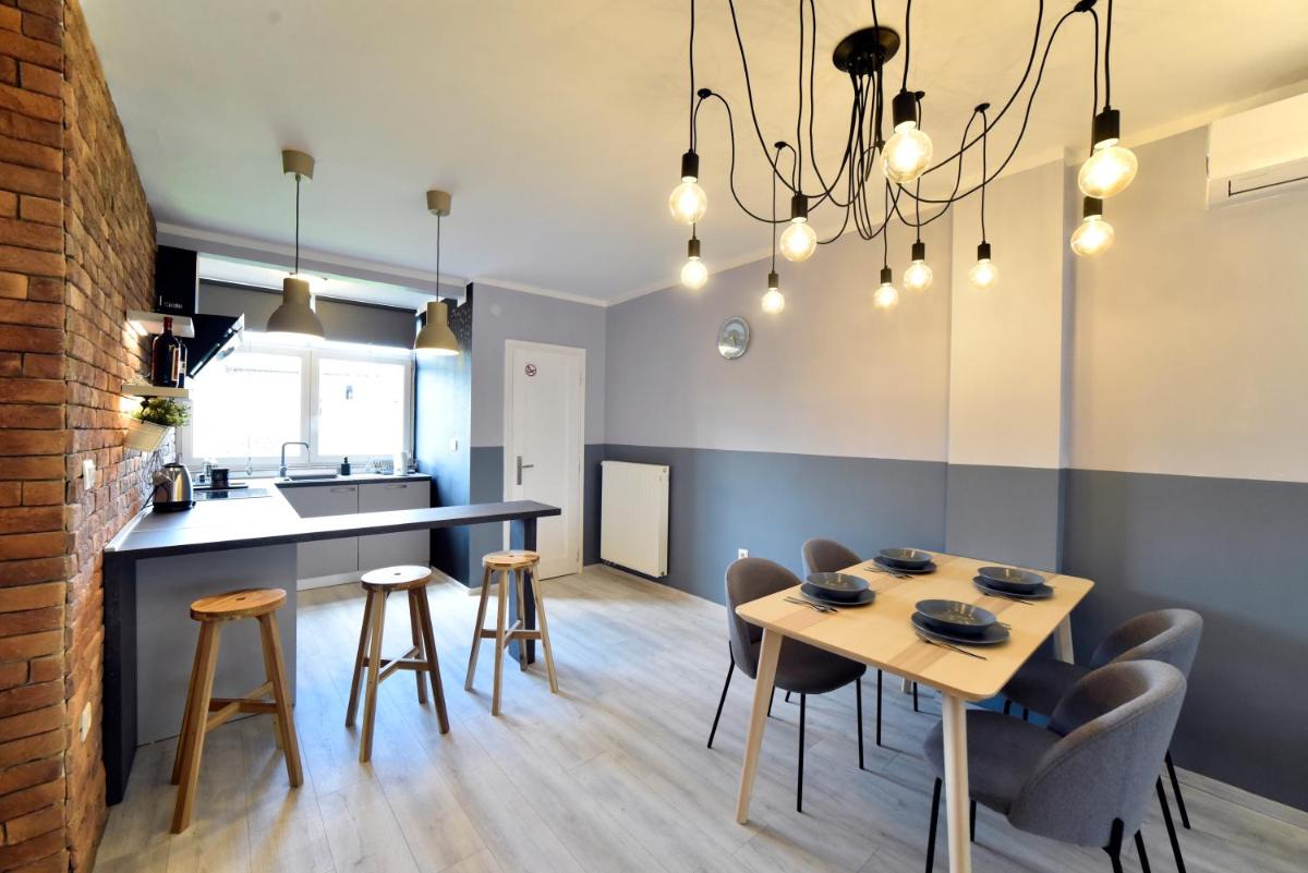 Suitetrails - Premium Apartment Stefany by Metropolis