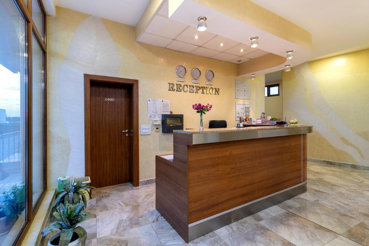 Adamo Hotel - Housity
