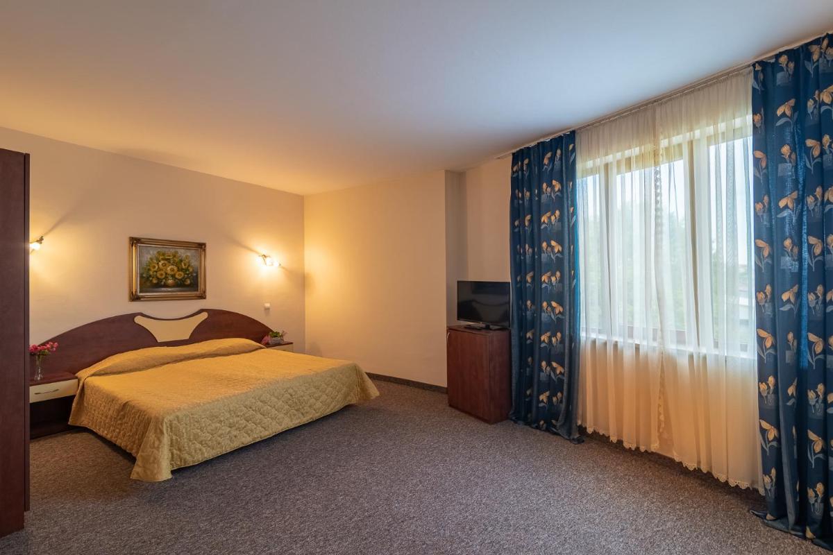 Adamo Hotel - Housity