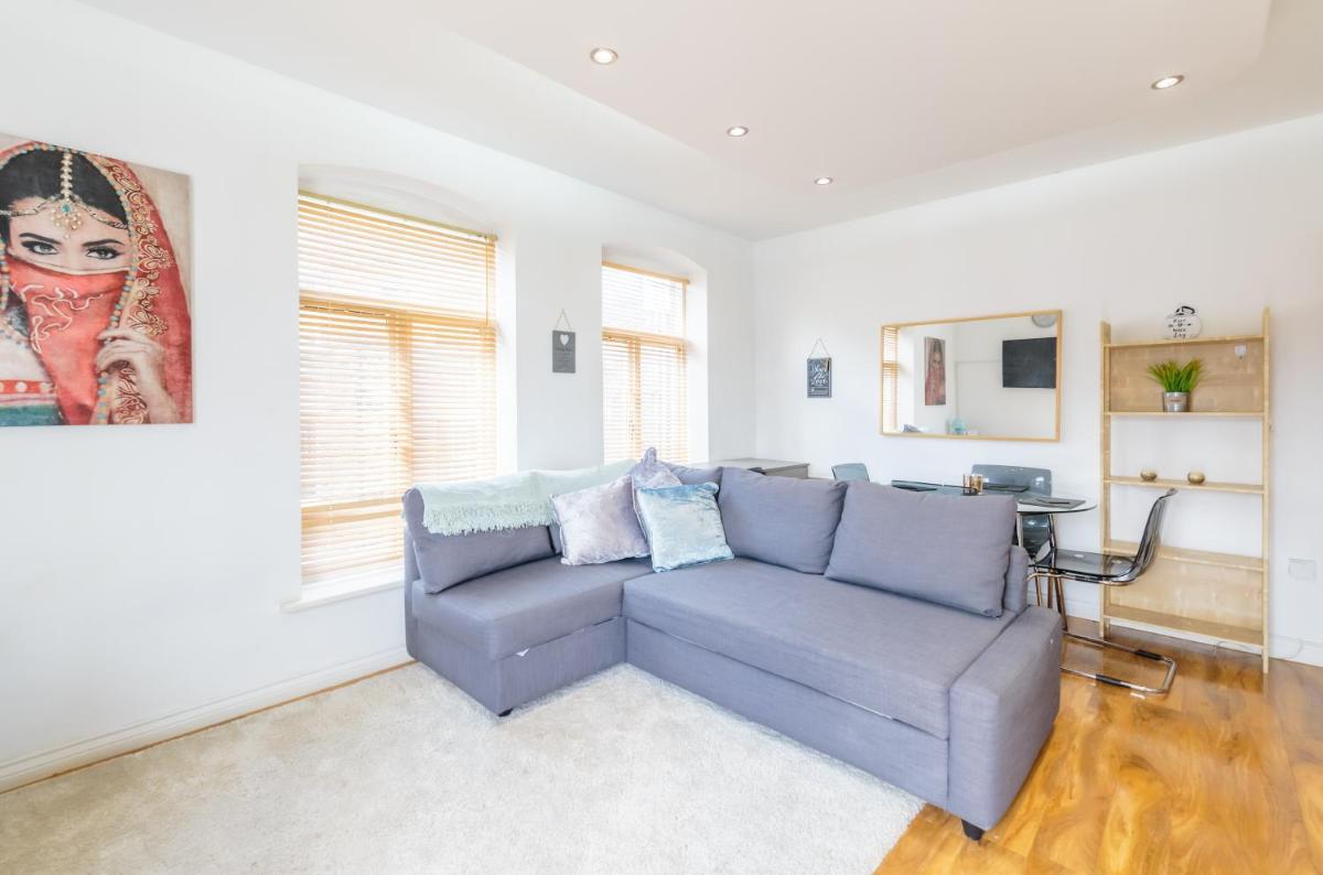 Suitetrails - Luxury Central Newcastle Apartment 23