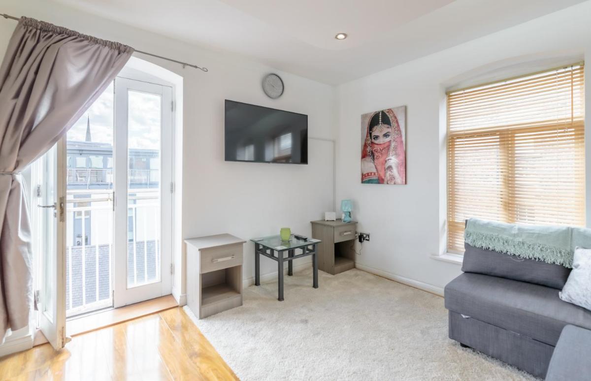 Suitetrails - Luxury Central Newcastle Apartment 23