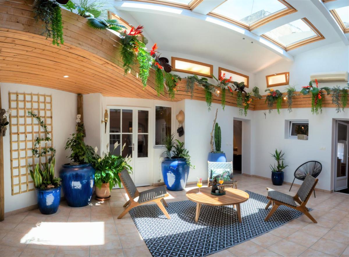 Suitetrails - La Vermeillade Maxi-Jacuzzi & Terrasse privés à 7 mn de Sommières