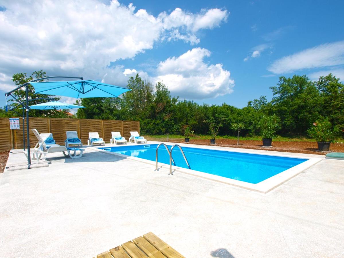 Apartment Krizanci 1862 - Housity