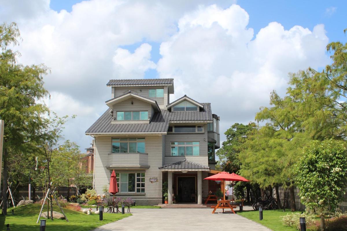 Yilan Pine Villa Homestay - Hizvo