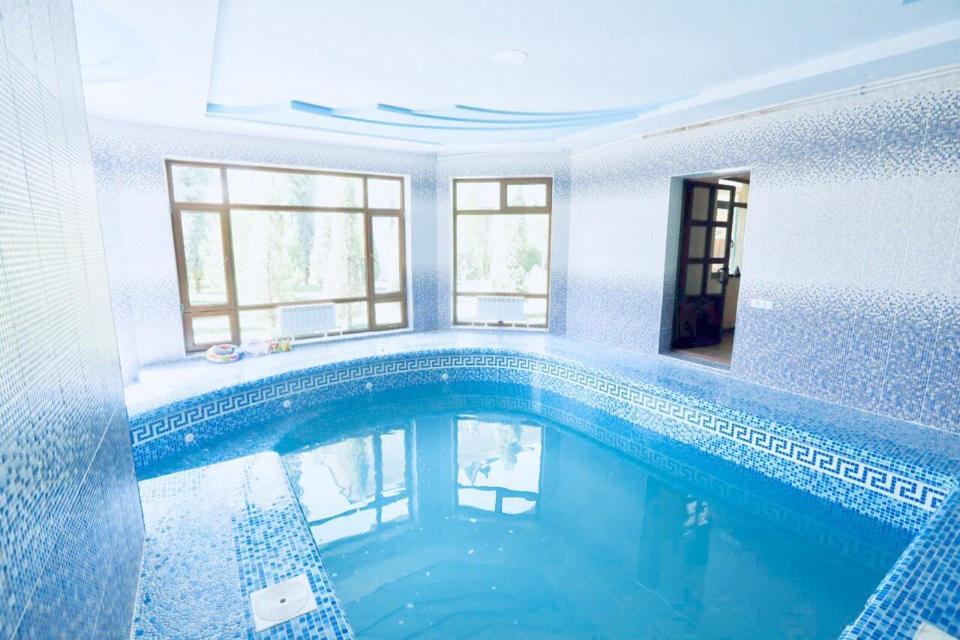 Suitetrails - Mavie Guest House