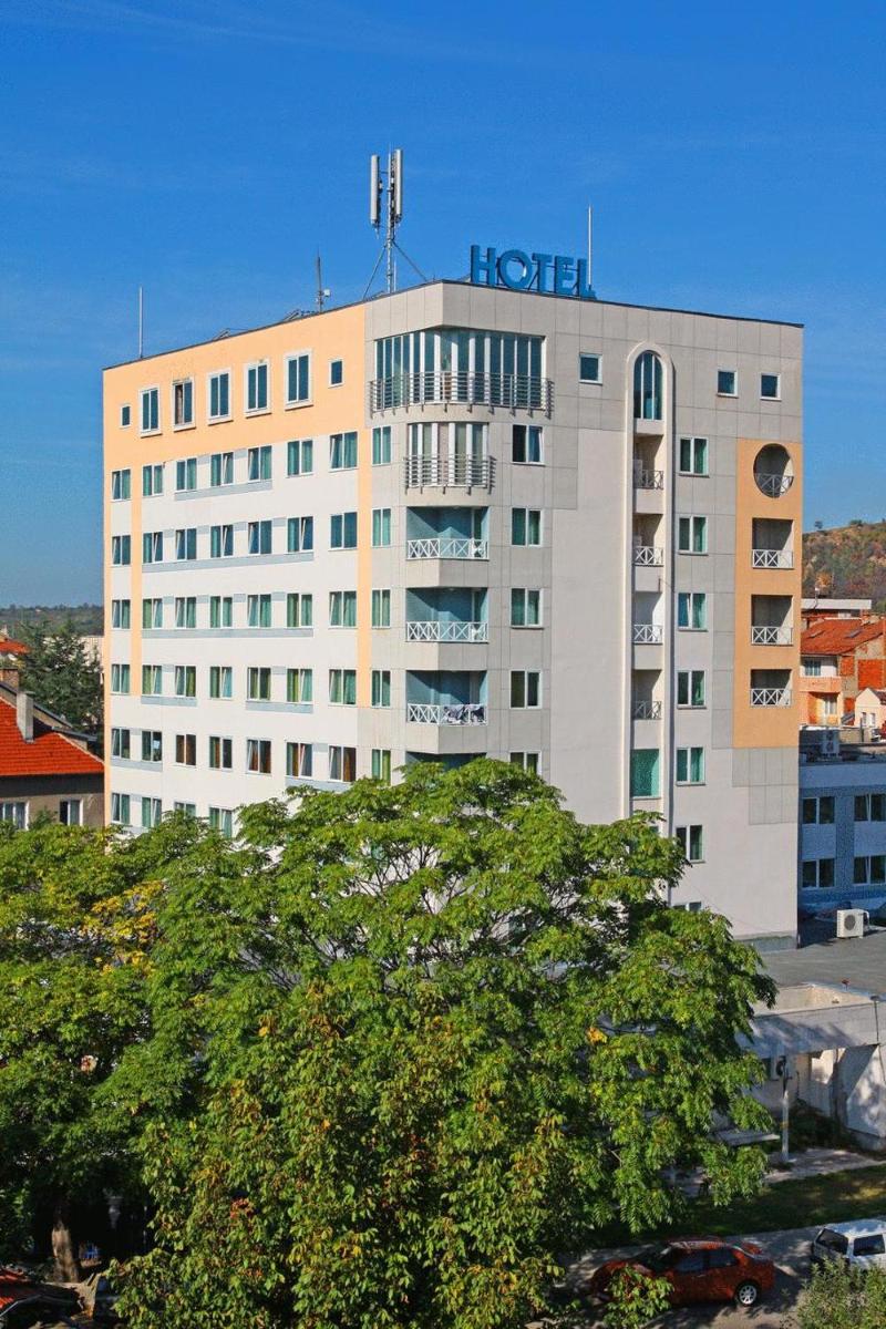 Hotel Rila - Housity