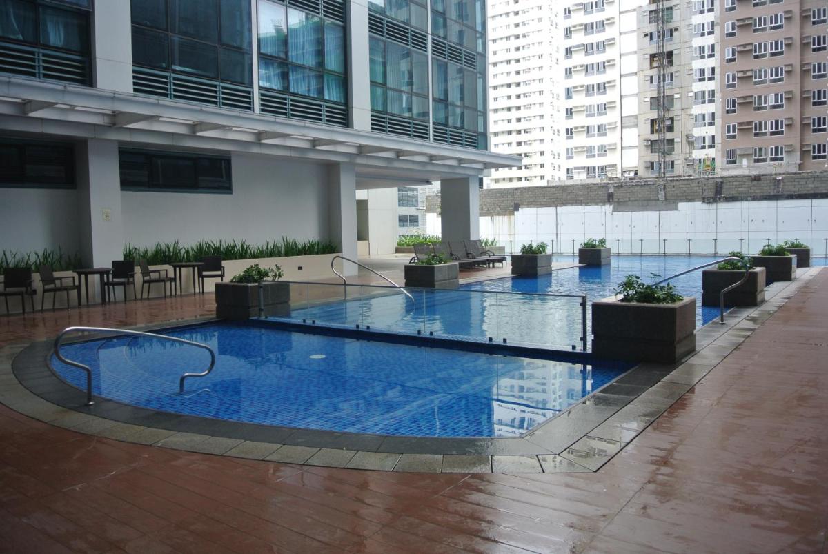 ONE UPTOWN （BGC） - Housity