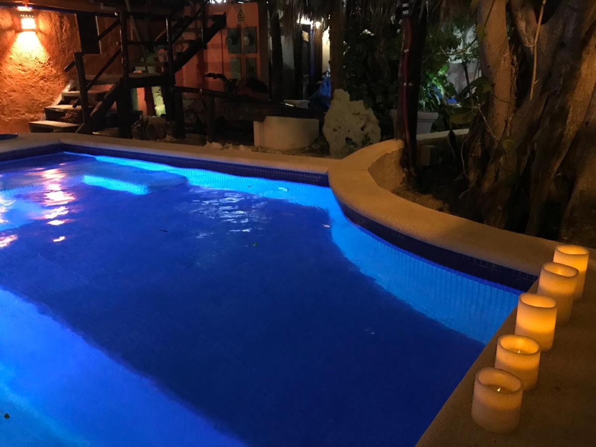 Suitetrails - Hotel Amar Inn