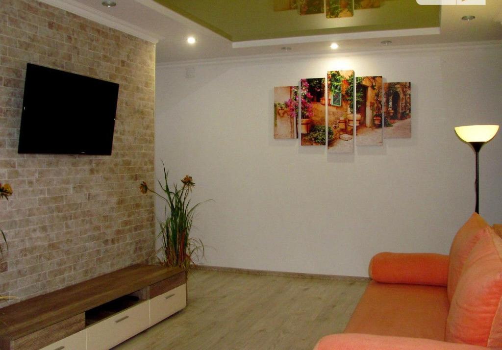Suitetrails - Apartment on Pyrohova 25