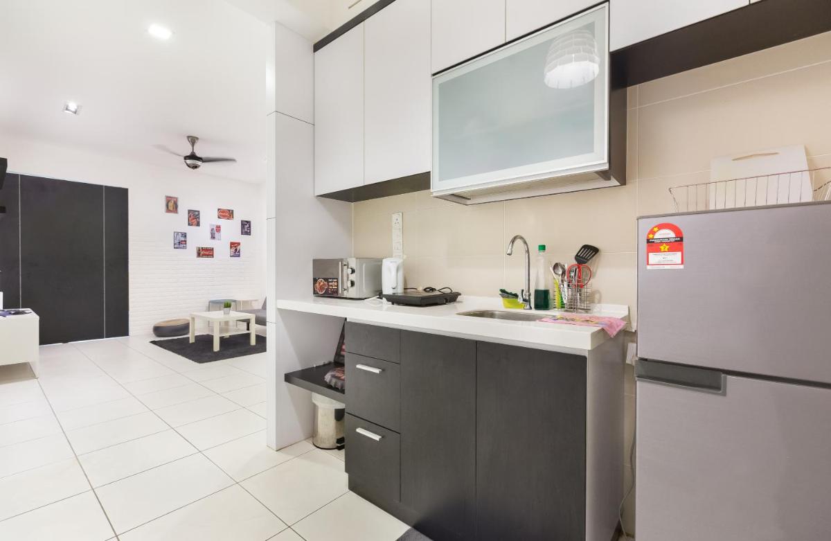 Suitetrails - Akademik Suite by JK Home