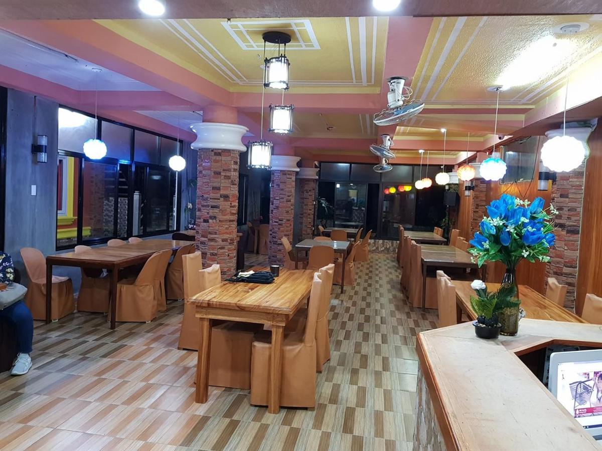 Jun and Carol Beach Cottages - Housity