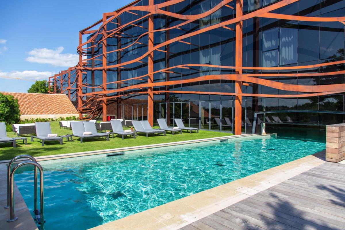 Hôtel Chais Monnet & Spa - Housity