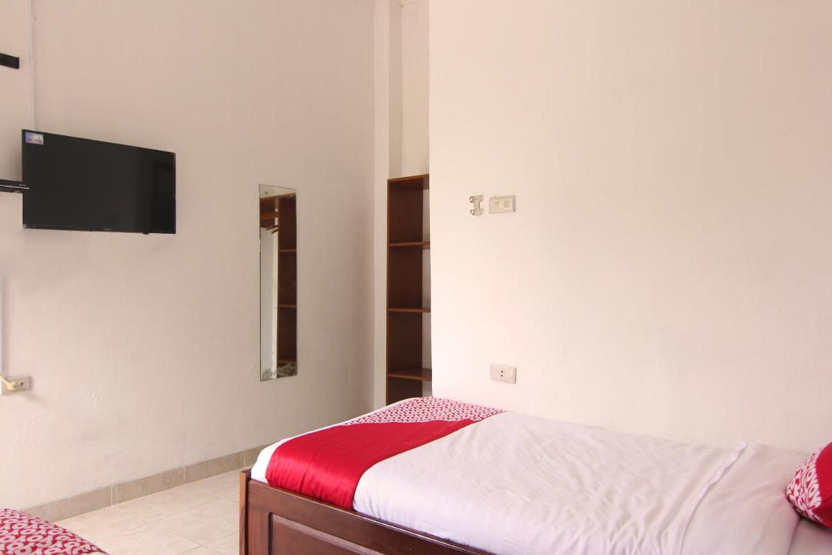 OYO 1456 Hotel Garuda - Housity