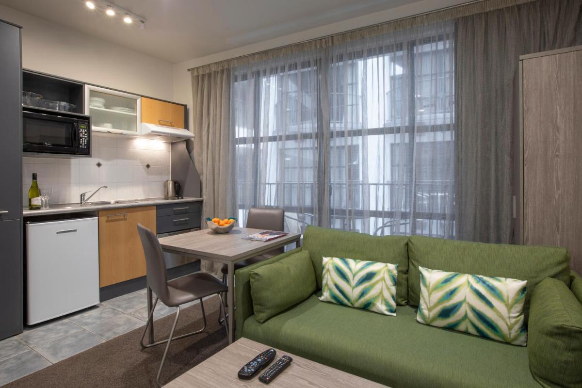 Suitetrails - Quest Atrium Serviced Apartments