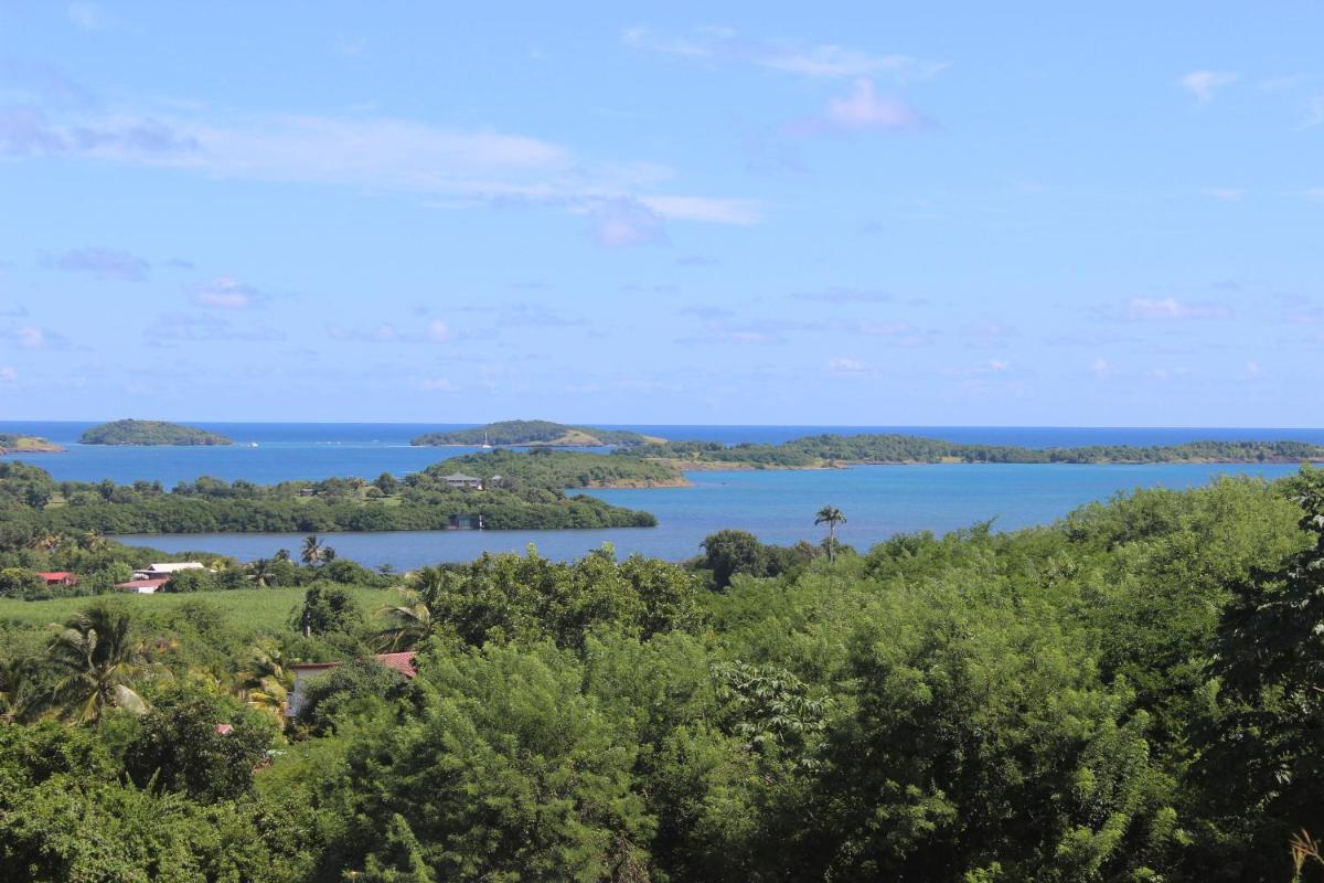 Suitetrails - Pavillon 85 m2 toit végétalisé, vue mer, calme et ventilé.
