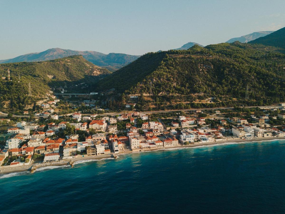 Summer House at Derveni - Housity