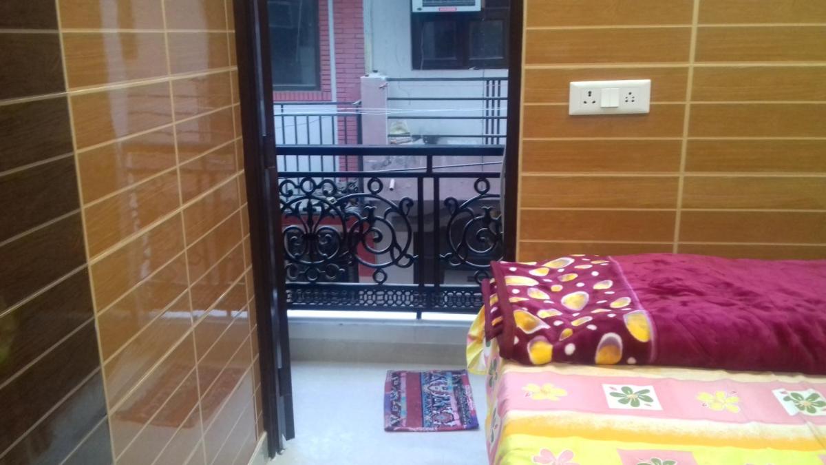 Posh S.delhi Foreigners Area, V.safe, Lajpat Ngr-2 - Housity