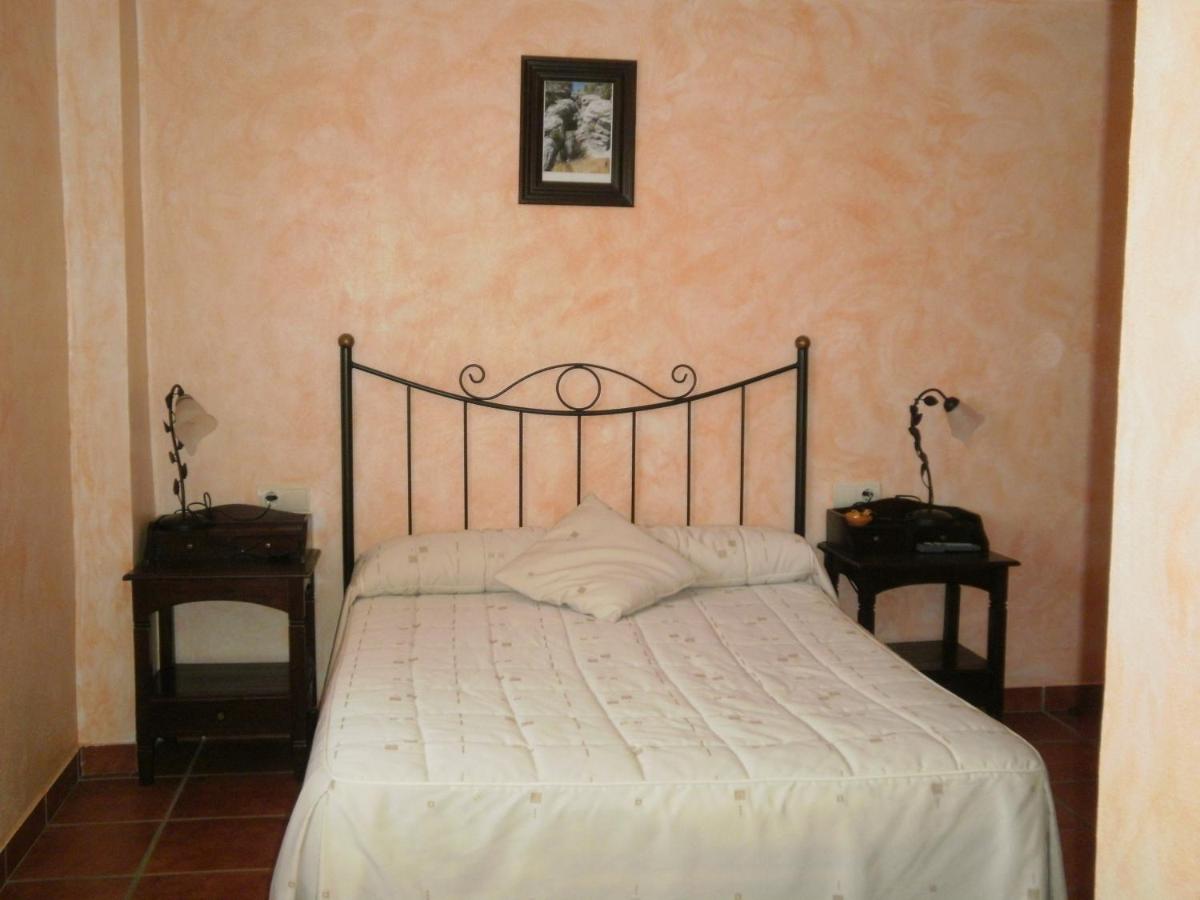 Suitetrails - Hostal El Olmo