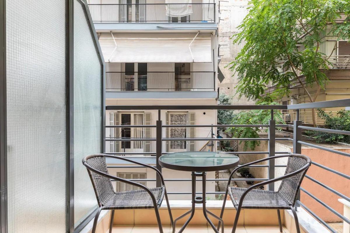Suitetrails - Manina SeaSide Apartment