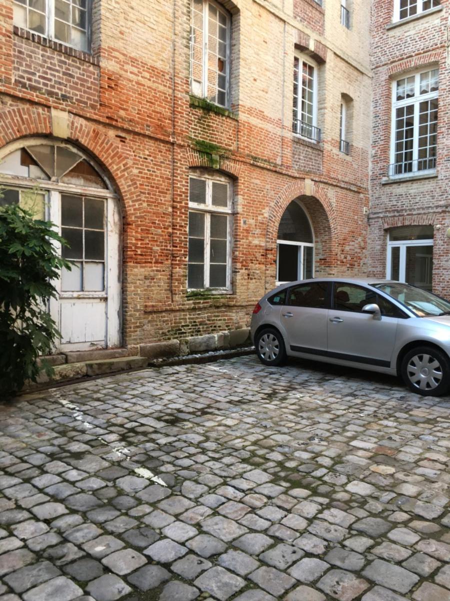 Front de Mer appartement vue cour - Housity