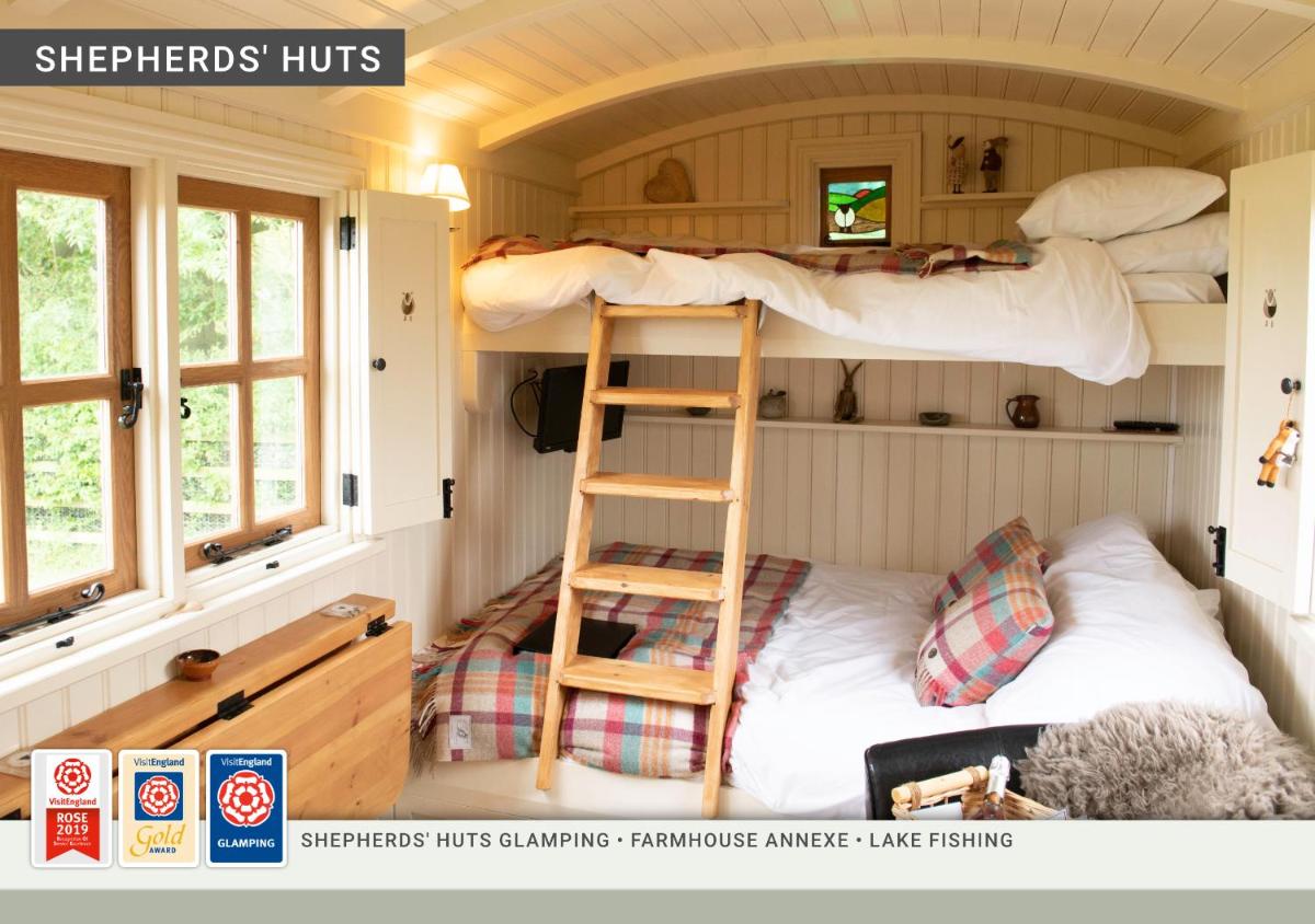 Morndyke Shepherds Huts - Housity