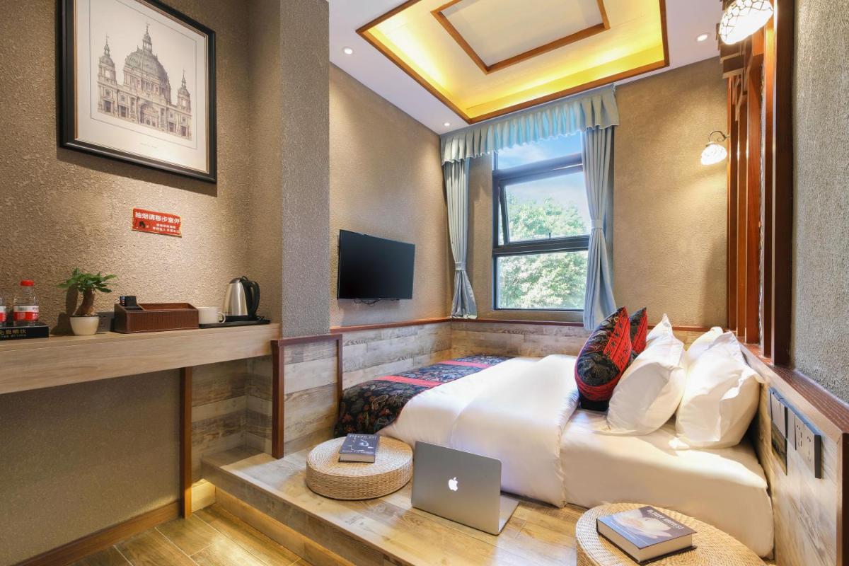 Suitetrails - Zou Qu Ye Travel Hotel