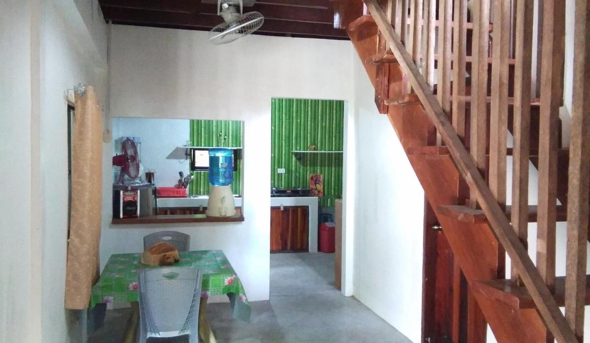 BUTTERFLY HOUSE, Libertad, General Luna, Siargao, Filipinas - Housity