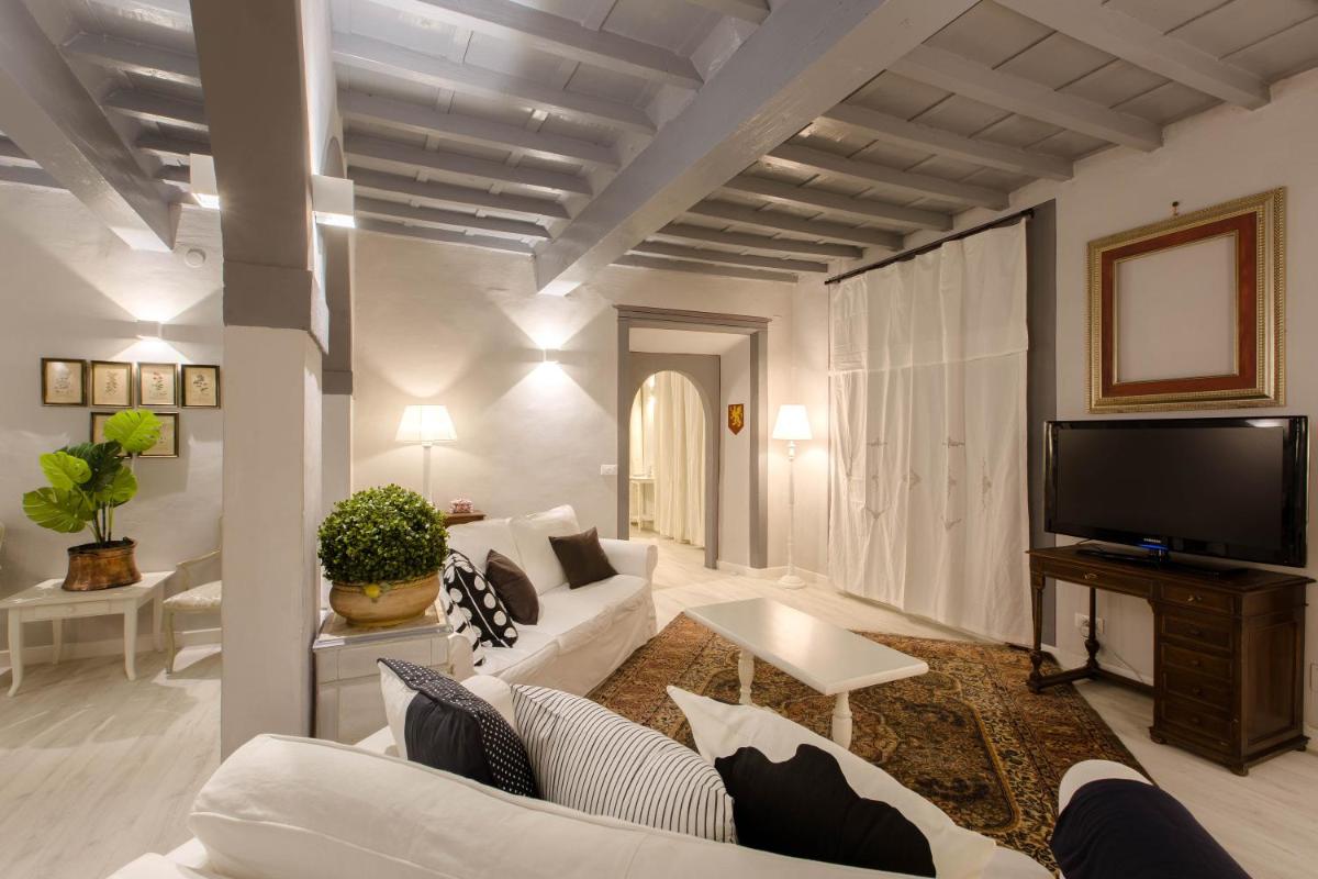 Suitetrails - Elegant & stylish apartment city center
