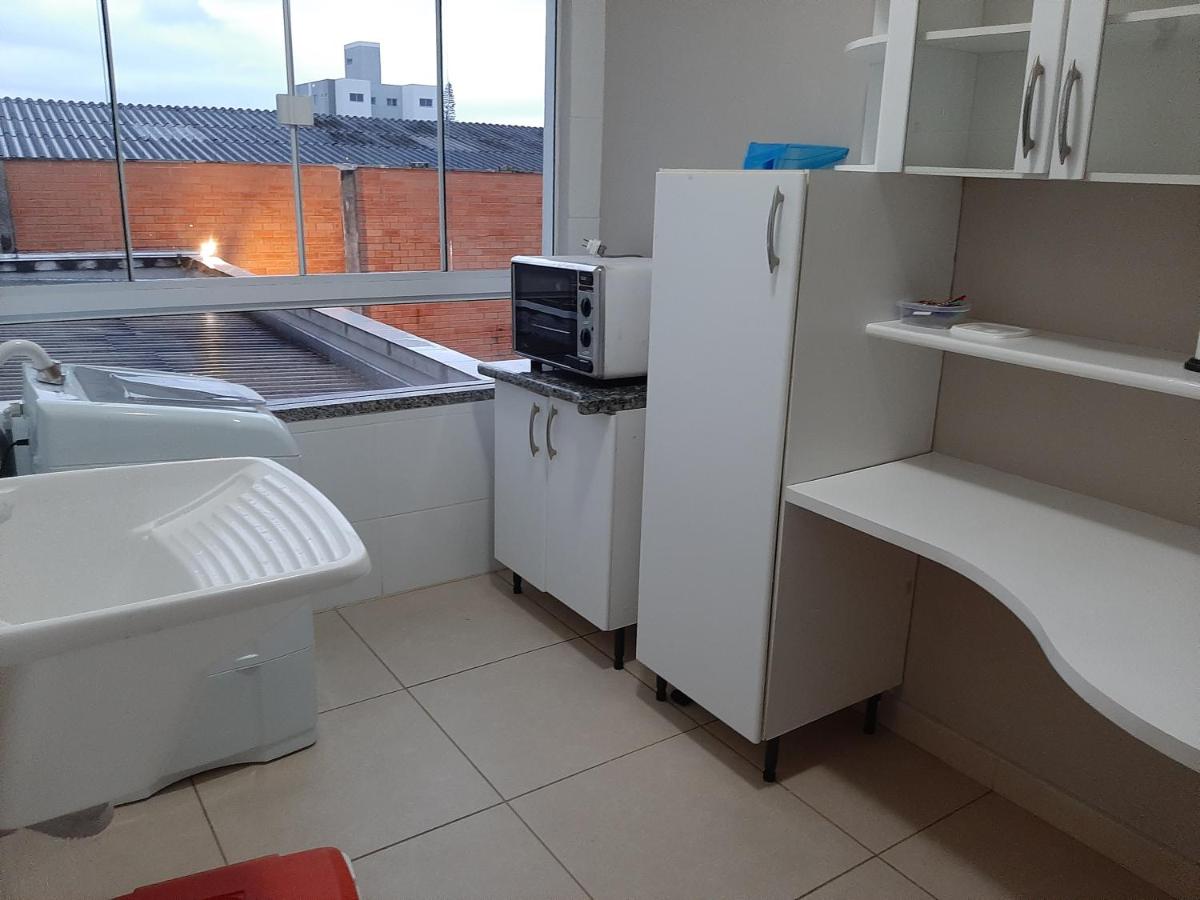 Apartamento em Tijucas próximo a praias - Housity