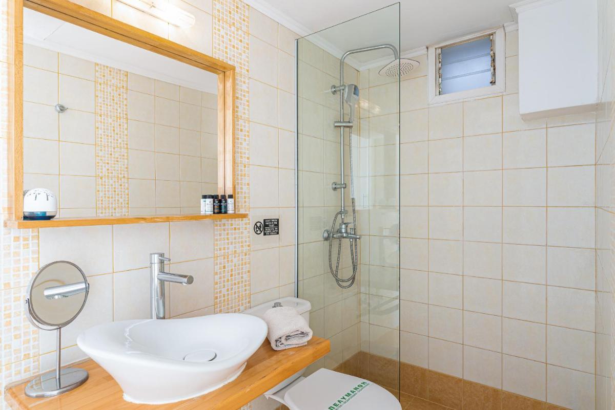 Suitetrails - Naftilos Residences I