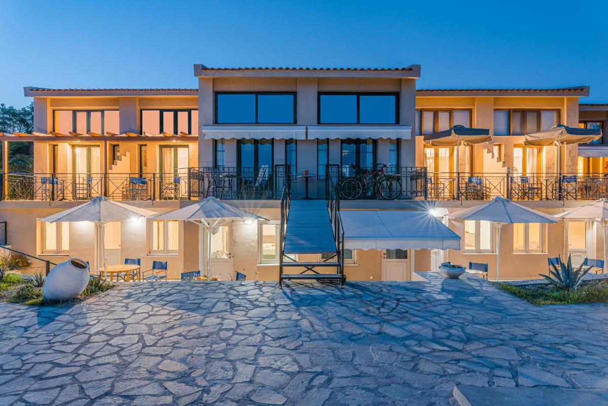 Suitetrails - Naftilos Residences I