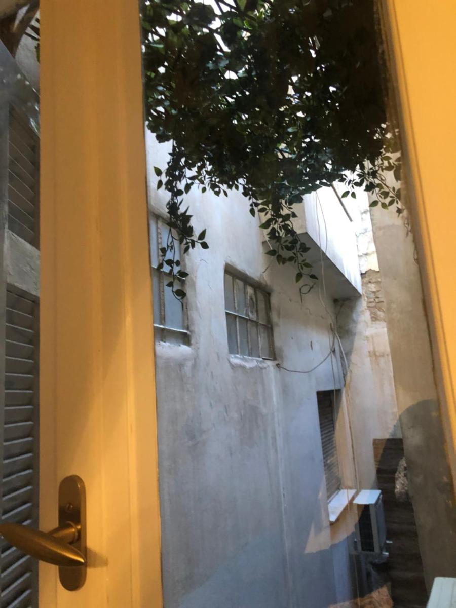 Suitetrails - Syntagma private sweet safe double rooms in apartment
