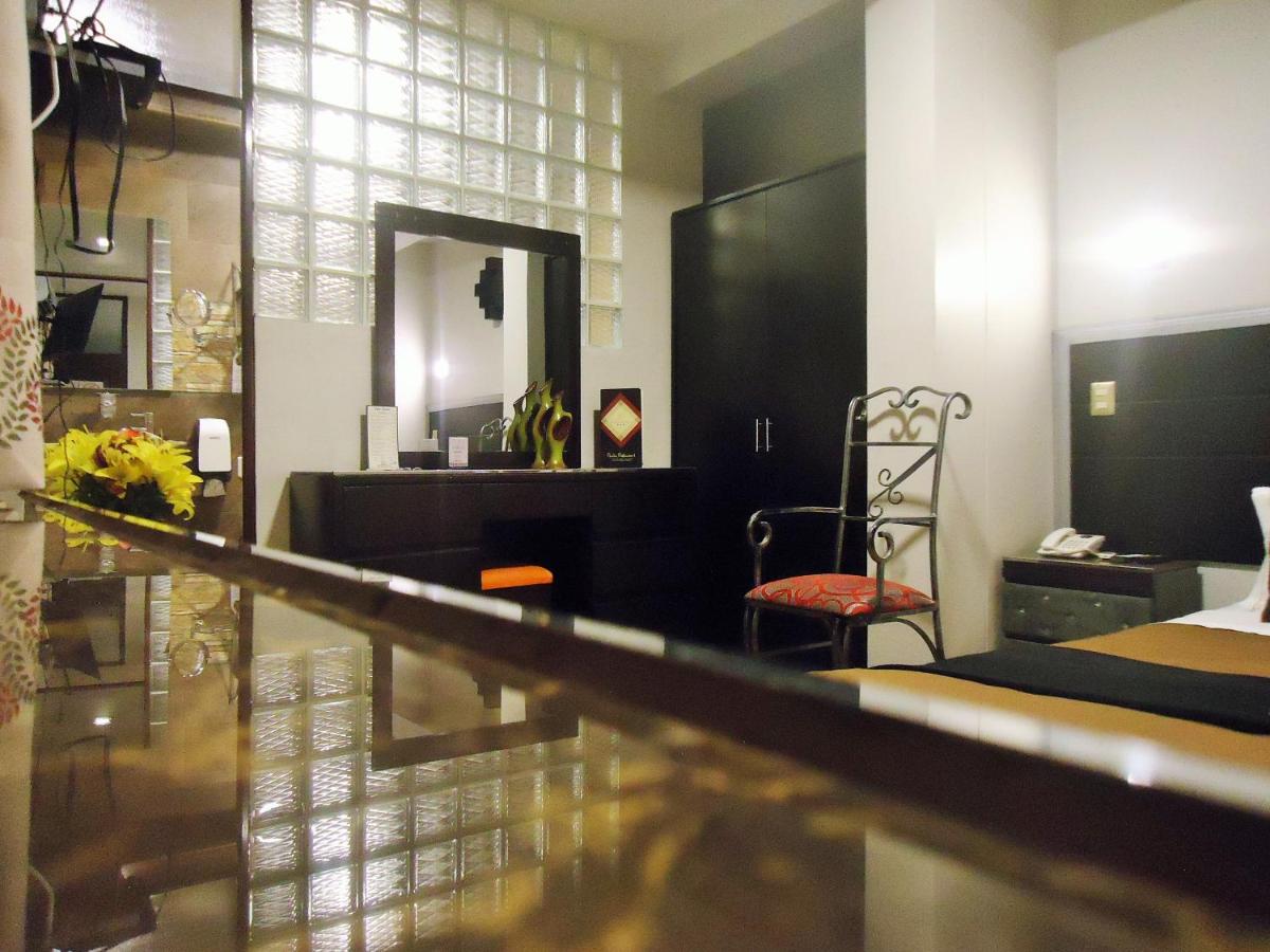 Suitetrails - Hotel San Francisco Plaza