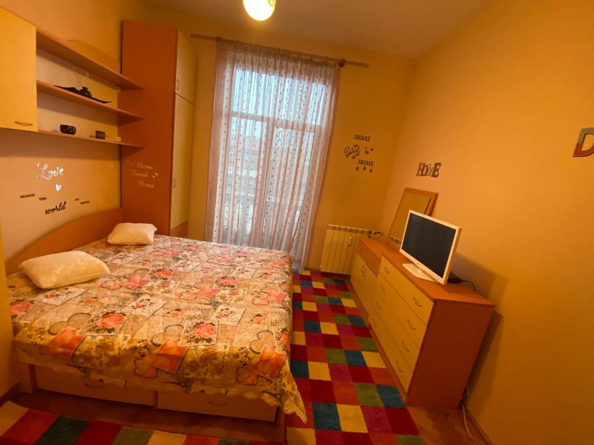 Suitetrails - Fantastic 2 Bedroom Apartment - Top Center