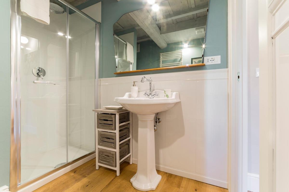 Suitetrails - Oltrarno Real Mood Florentine Apartment
