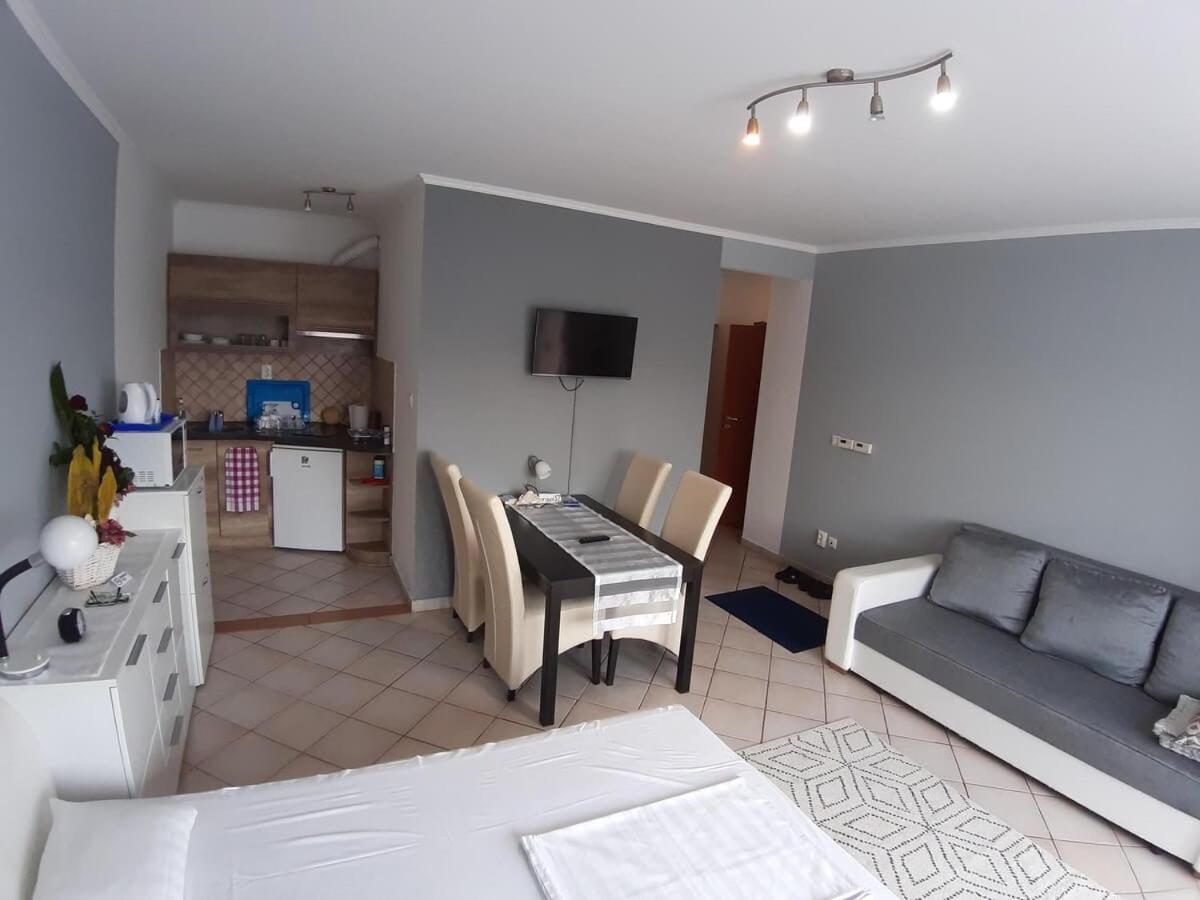 Napsugár Lux Apartmanok - Housity