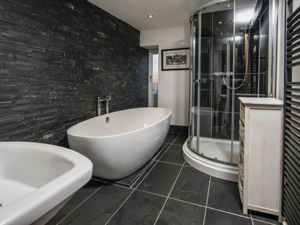 The Captain's Penthouse - Housity