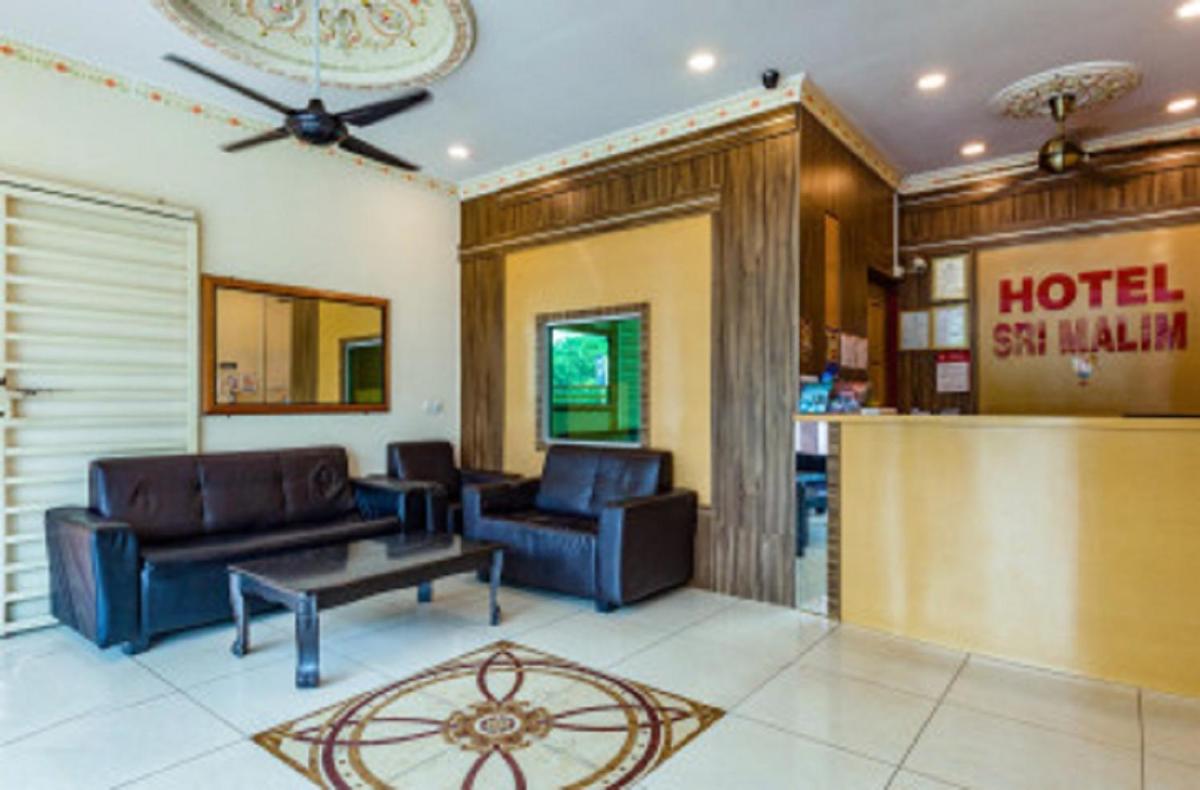 Hotel Sri Malim - Housity