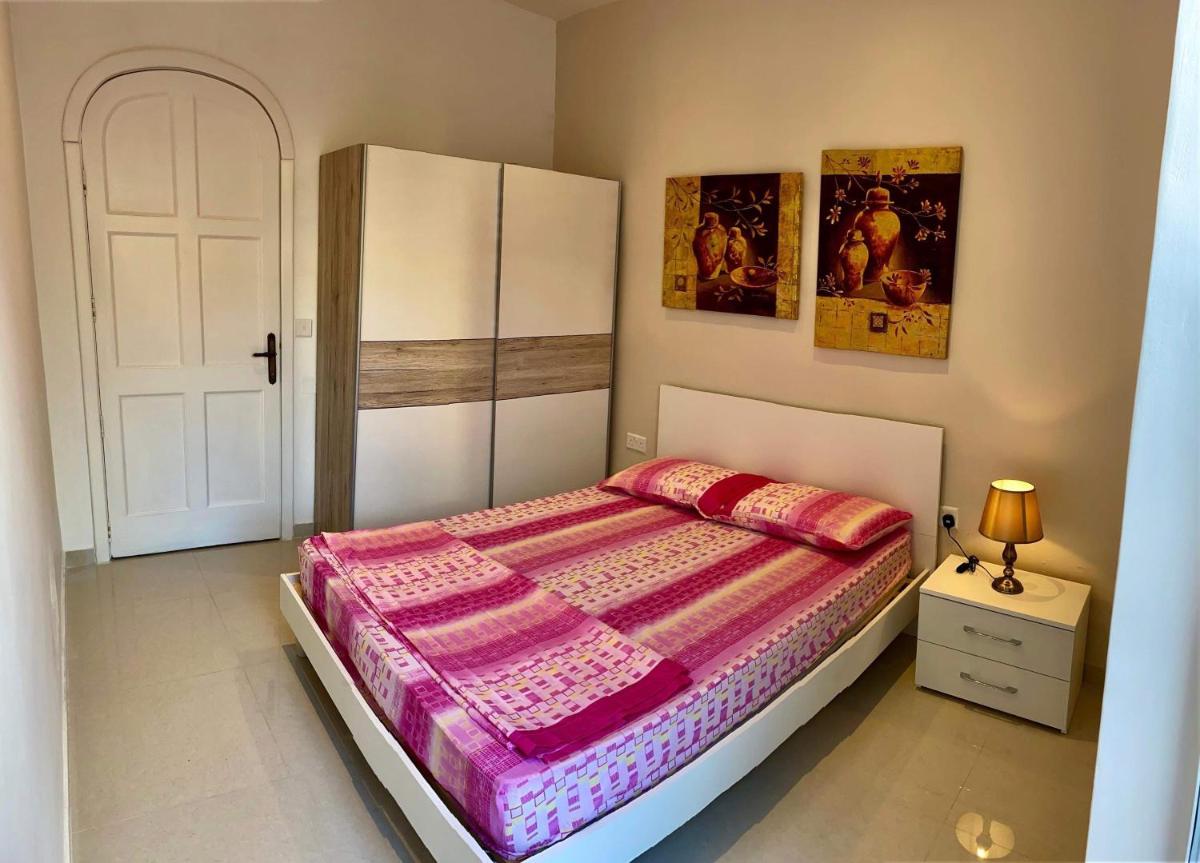 Suitetrails - Marsalforn centre maisonette