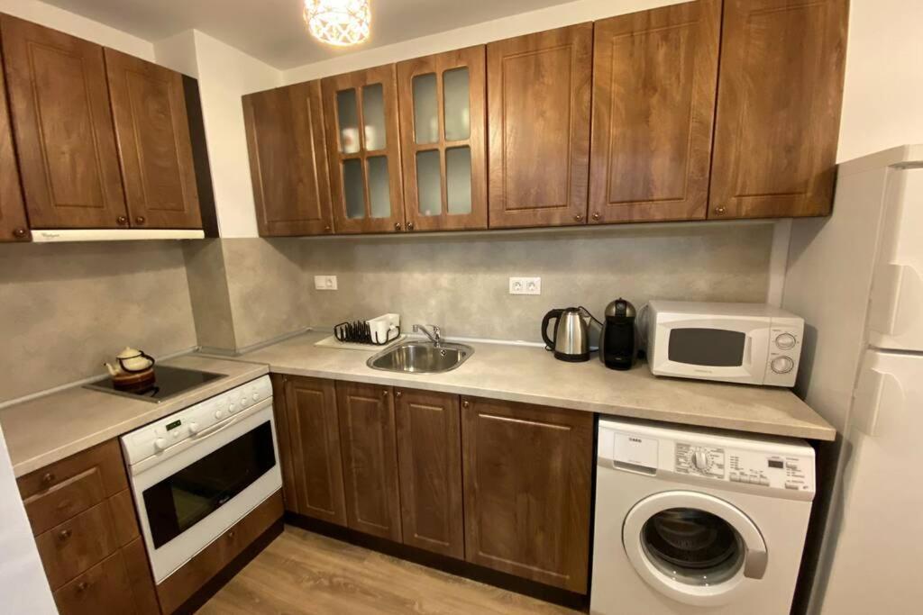 Suitetrails - Kanliev Apartments