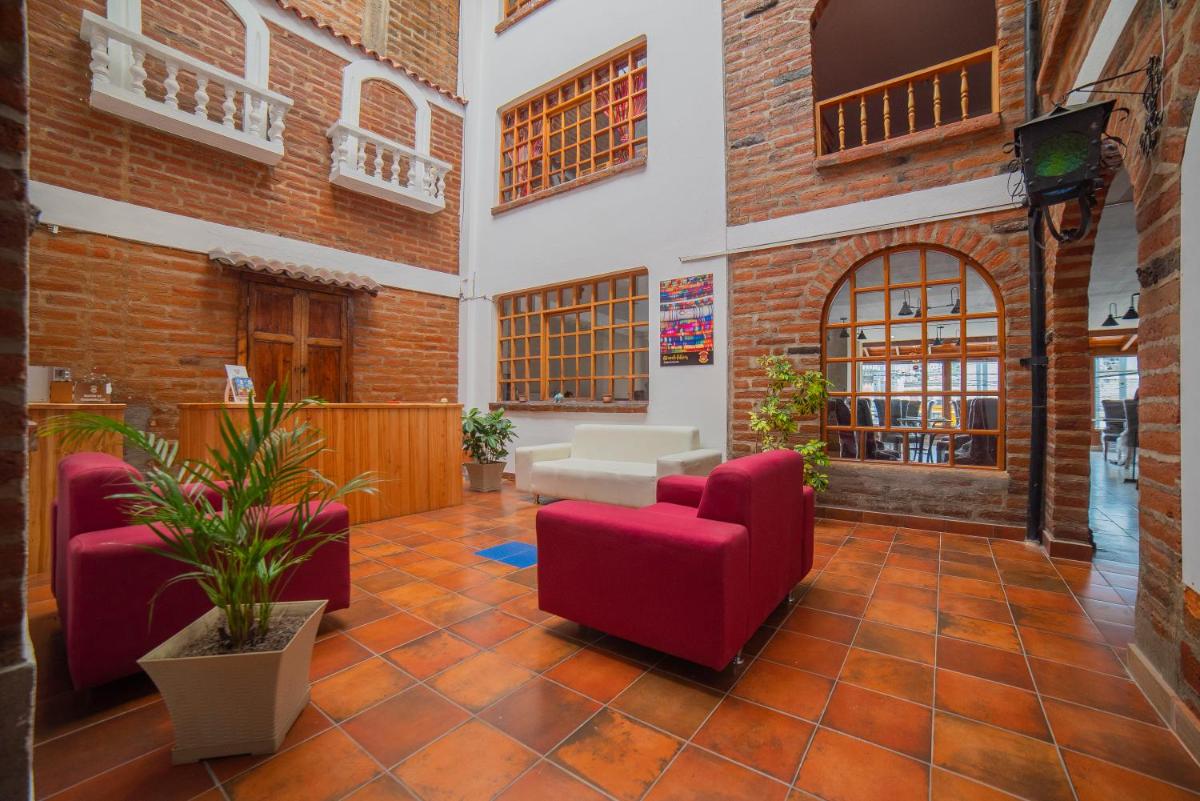 El Andariego - Housity
