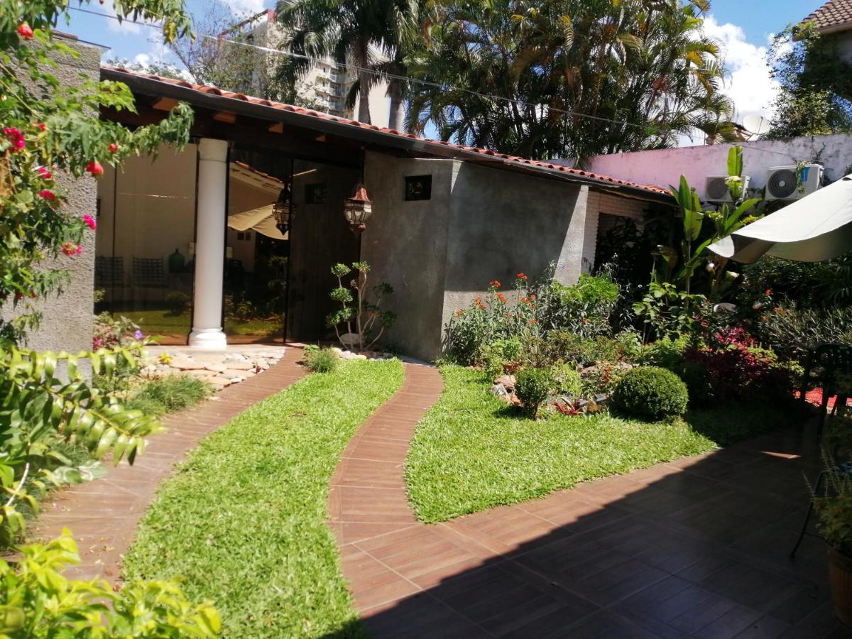 Granados - Housity