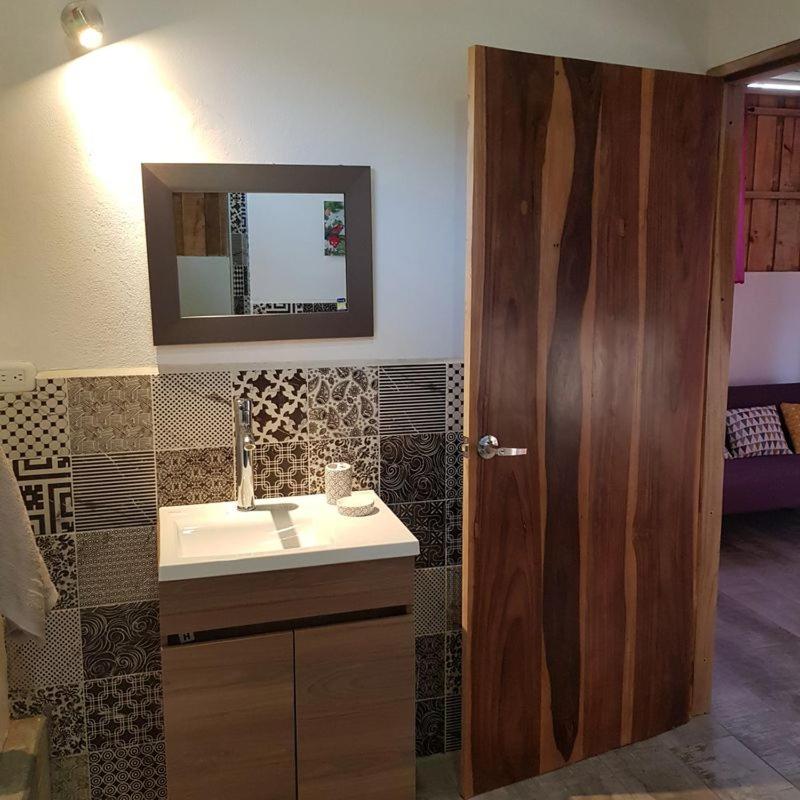 Calalas Lodge - Housity