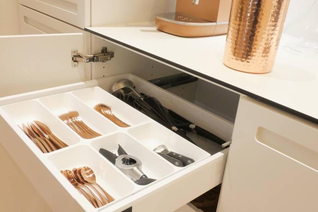 Suitetrails - Exquisite apartment, most convenient location, Apt 5.