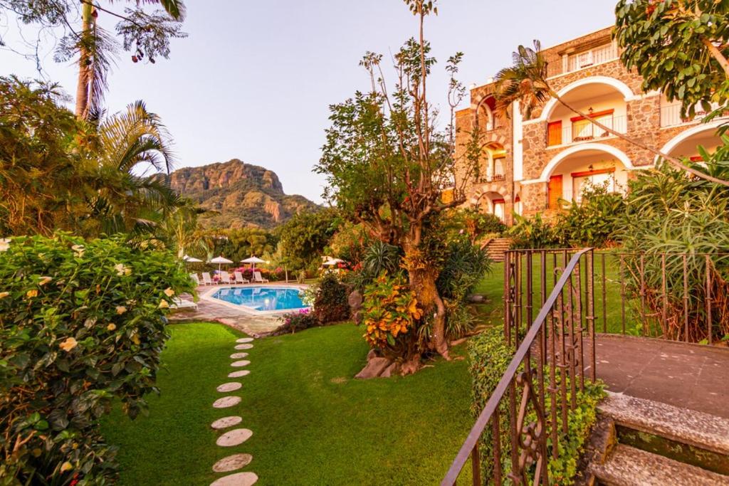 Suitetrails - Posada del Tepozteco - Hotel & Gallery