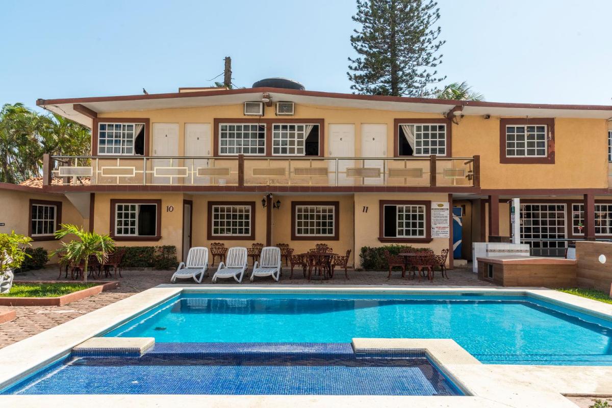 Hotel Villas Santa Ana - Housity