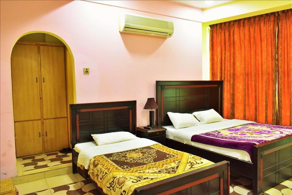 Suitetrails - River Palace Hotel